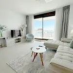 Estepona Town Luxury Apartment Pluto