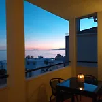Terrace By The Sea Penthouse & Puerto De Estepona