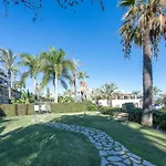Sea View Apartment El Paraiso Estepona
