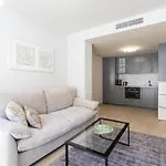 Estepona Elegance Apartment 150Mts From The Sea
