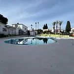 Patio Alcornocal