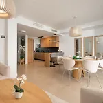 Modern 3-Bedroom Apartment At Agra Residencial