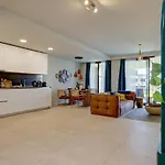 Peaceful Apartment With Views And Garden