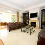 Estepona East Luxury Family Villa Rosa