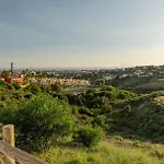 Serene Hideaway, Luxurious 2-Bedroom Penthouse Apartment In The Exclusive Paraiso Pueblo