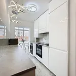 Eriksson Homes Apartment At Cristo Beach Estepona With Sea Views