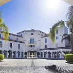 Las Dunas Suites & Apartments