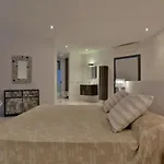 Arrabal Las Mesas