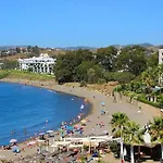 Estepona - Playa - Villa 2 Dormitorios En Urbanizacion Cerca De La Playa Al18