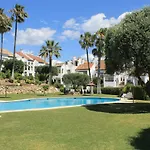 Casa Adosada En Estepona