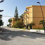 Playa Bella 2-1B