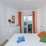 Apartment El Faro By Interhome