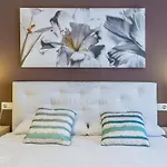 El Faro See View Apartment By Dahlia Group