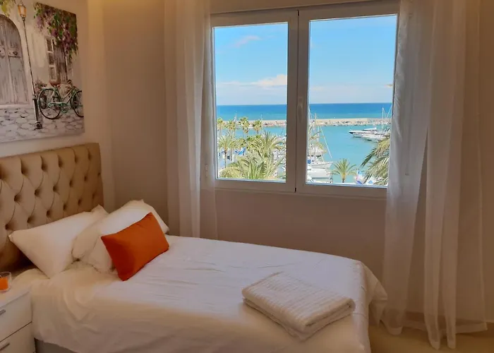 Fantastic Apartment In Front Of The Sea & Marina