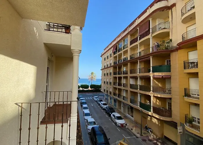 Ikram Front Beach Alboran, Casco Antiguo