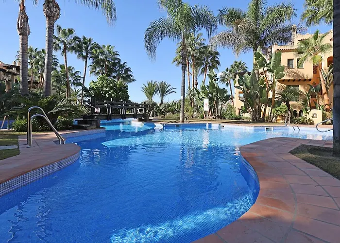 El Campanario Apartment - Pool View