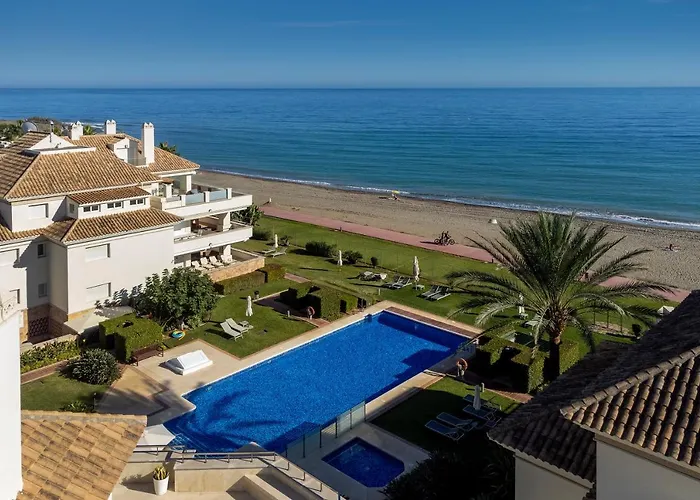 Appt 401-3-Bed-Heaven Beach-Paseo-All Year Heated Pool-Free Bikes