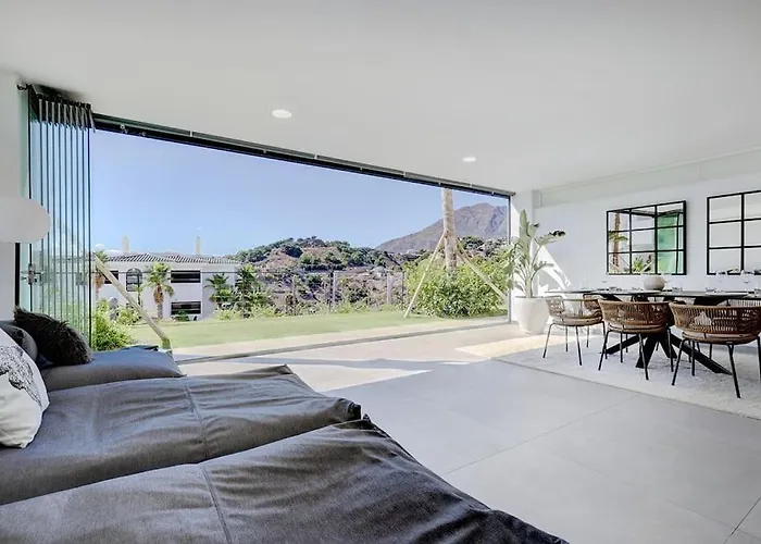Ground Floor 2 Bedroom Apartment At Estepona Hills