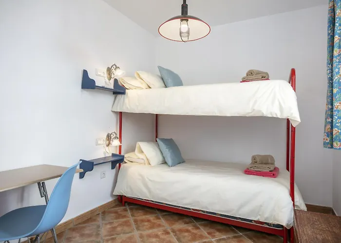Villa Arin - Beachside Family Home