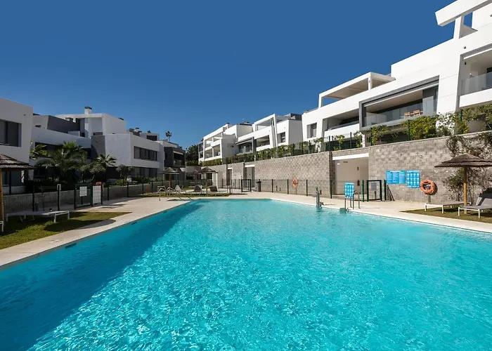 Modern & Brilliant 2 Bedroom Vanian Gardens Rdr283