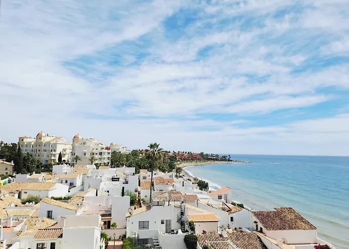 Noctua Beach Front Estepona 002