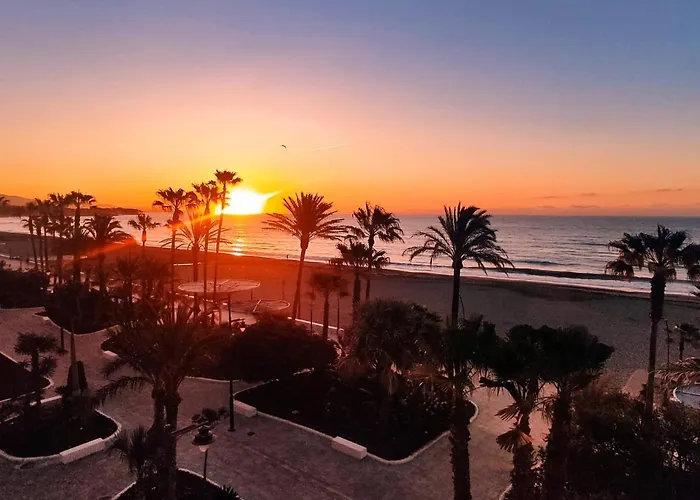 Estepona Primera Linea De Playa, Apartamento 2-4 Personas