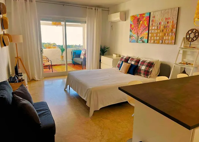 Gibraltar View Apartment - Marina Bay