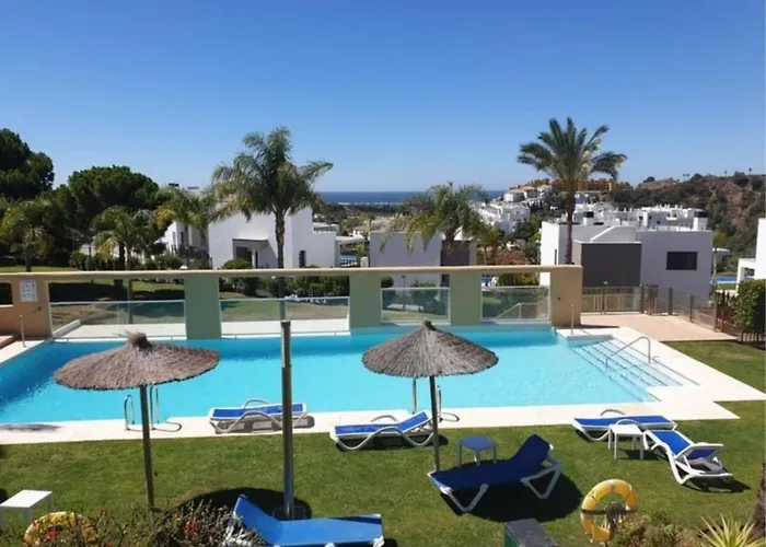 Apartmentsleeps4-Golfclub-Freeparking-Bbq-Pool-Ac