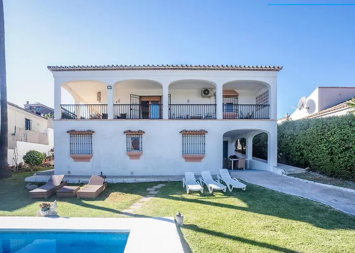 Beautiful 5 Bedroom Villa, Sea Views, Private Pool, Estepona Newly Refurbished