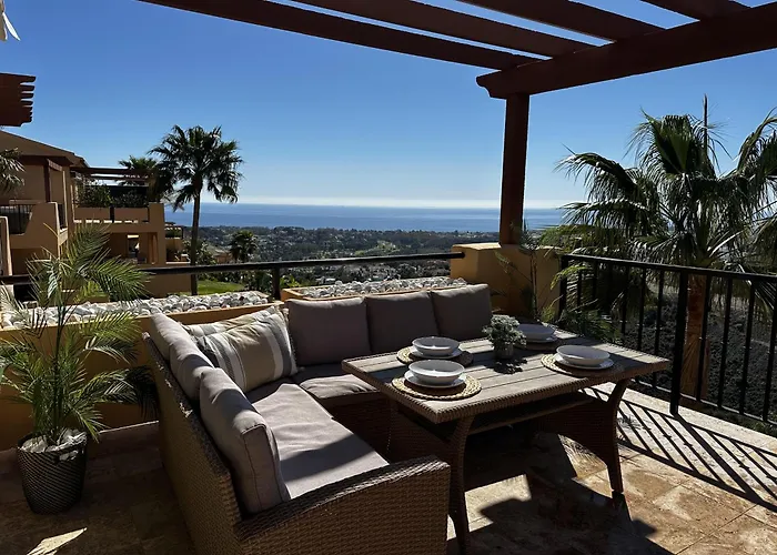 Charming 2 Bed Apartment In Quartiers Marbella