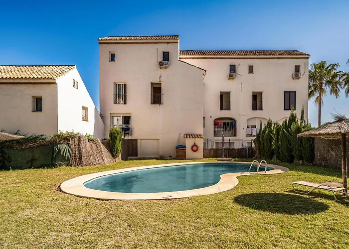 1 Bedroom Lovely Apartment In Estepona