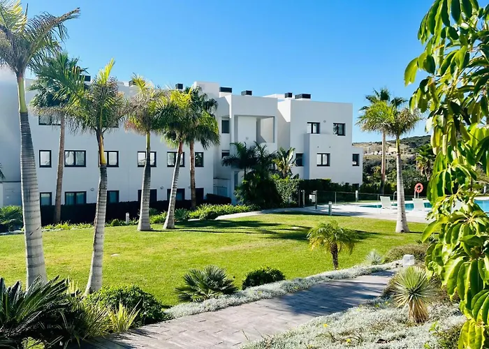 Penthouse Moderne Et Cosy Pour Vos Vacances Accessible A Pied Depuis La Plage