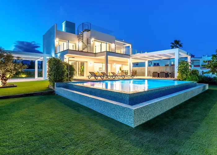 Villapadierna Solstice Sanctuary Villa
