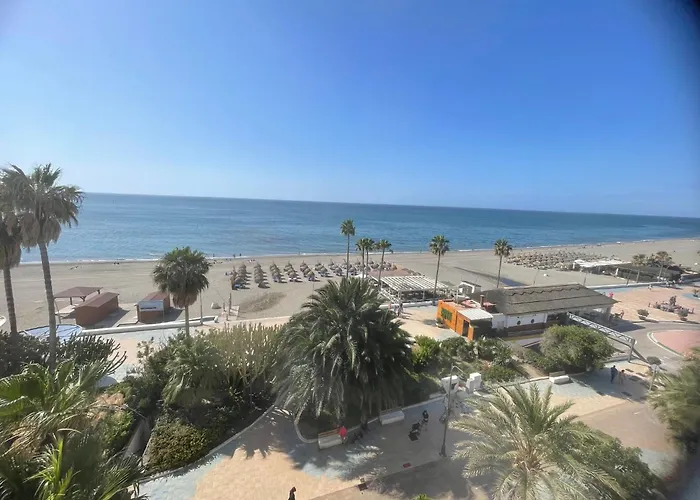 Estepona Beach Suites. Playa