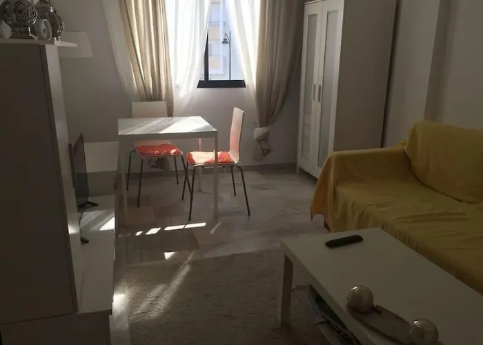 Precioso Estudio Cerca Del Centro Y Del Puerto