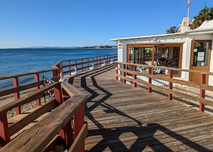 Seaside View Apartment