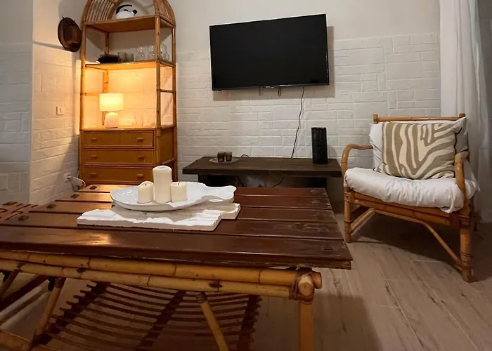 Casita Rustica En El Mar