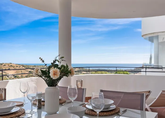 Panoramic Sea View Apartment With Pool