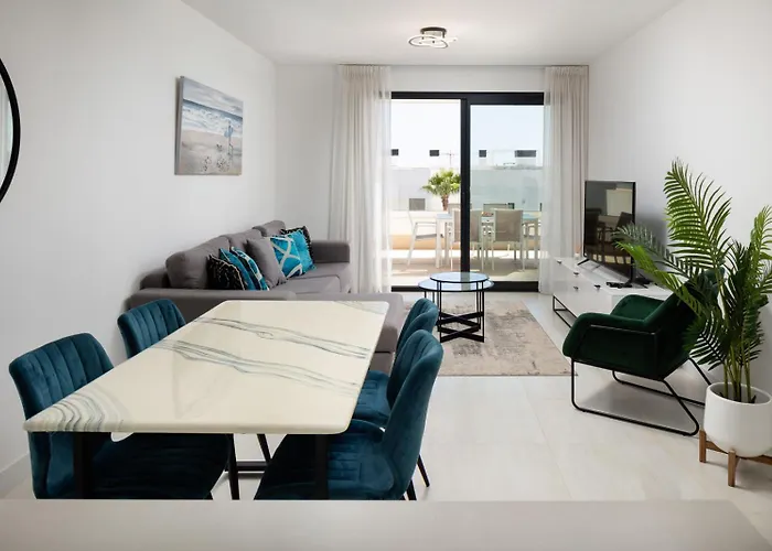 Las Olas Apartment By Alfresco Stays