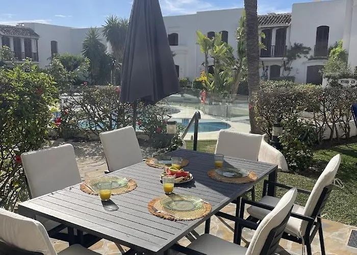 Estepona - Playa - Villa Con Amplia Terraza Abierta A La Piscina El12