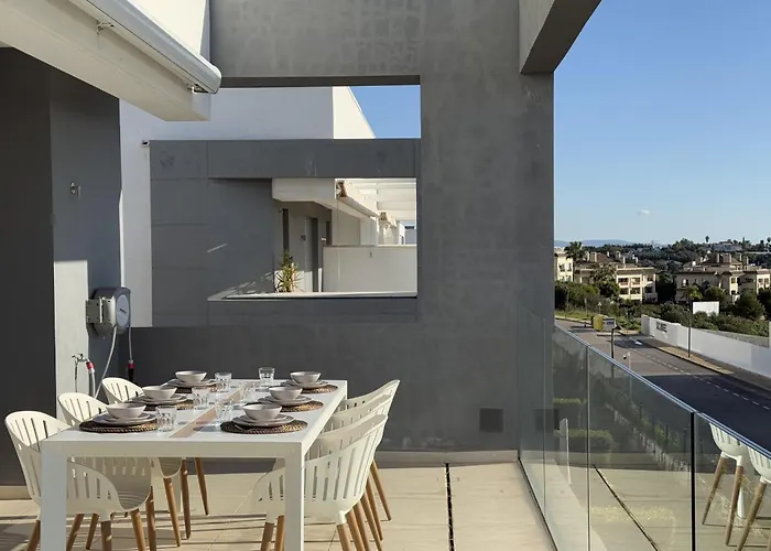 Vivi Homes - Sol Garden Pool, Terrace & Golf