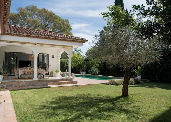 Villa Bianca Elegant 4Br Beachside Villa Near Golf, Restaurants & Puerto Banus