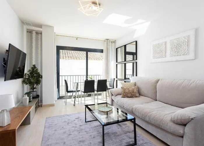 Estepona Elegance Apartment 150Mts From The Sea