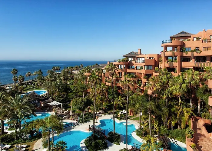 Bahia Beach Apartments Estepona