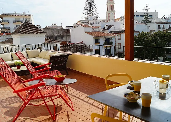 Apartment Plaza De Las Flores By Interhome