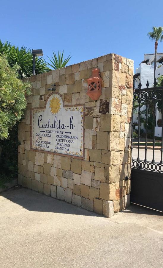 Stunning Penthouse Just Footsteps Away From Estepona's Beaches Apartment Estepona