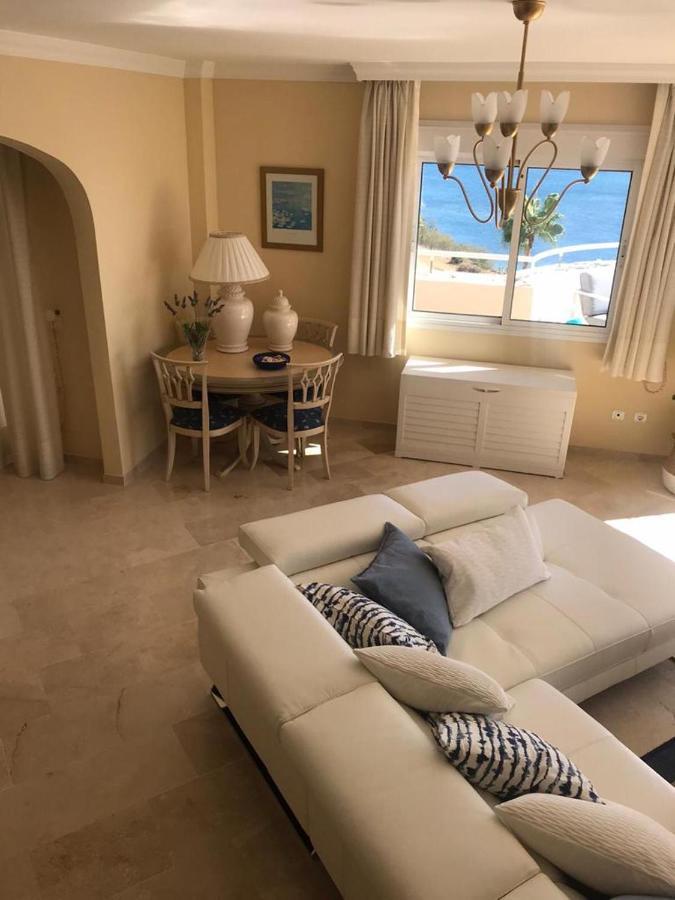 Mirador Bermuda Sea Views *