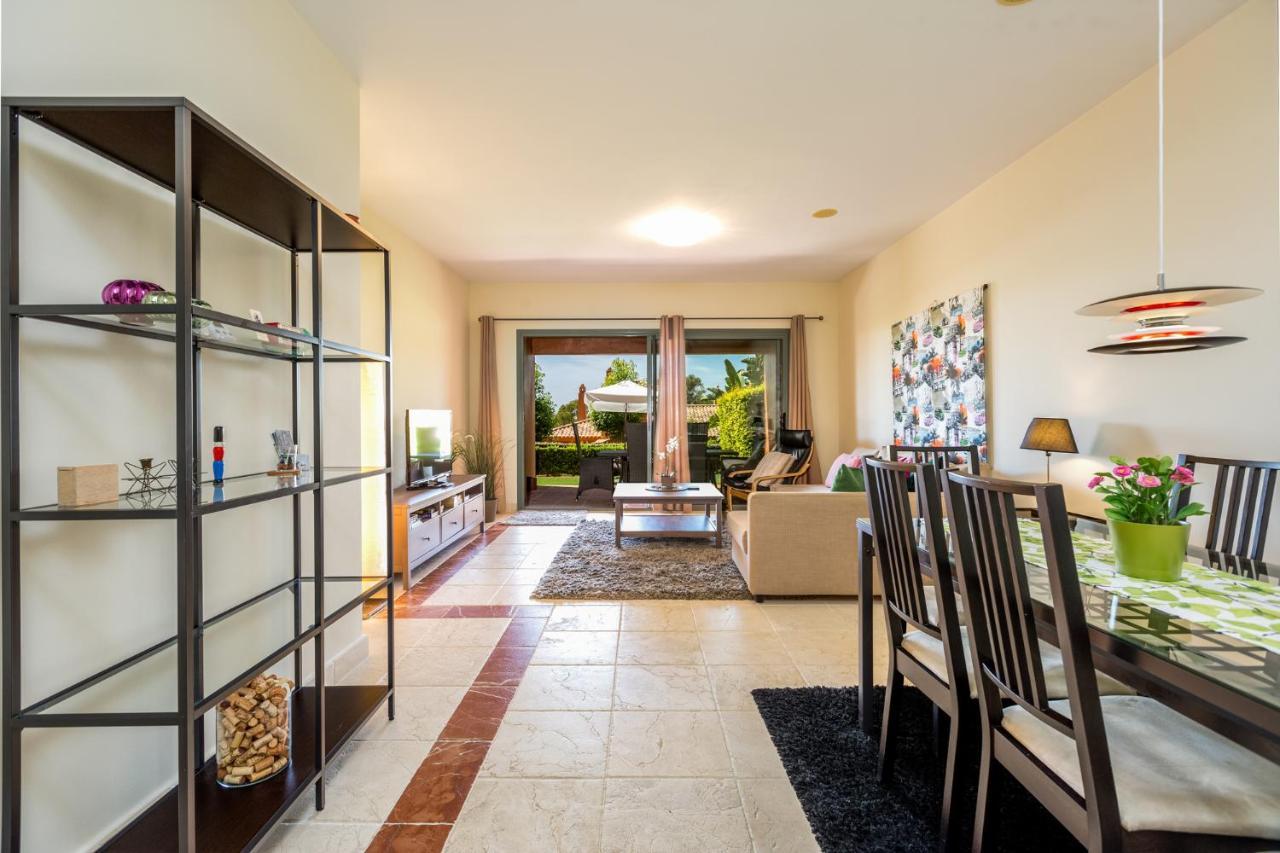 Luxury In Benatalaya Estepona