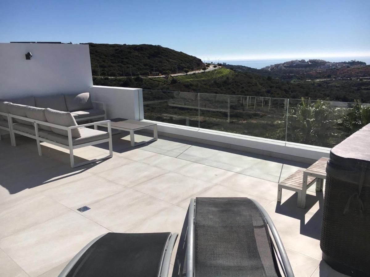 Appartement-penthouse De Luxe Cortesin Le Golfeur Apartment *