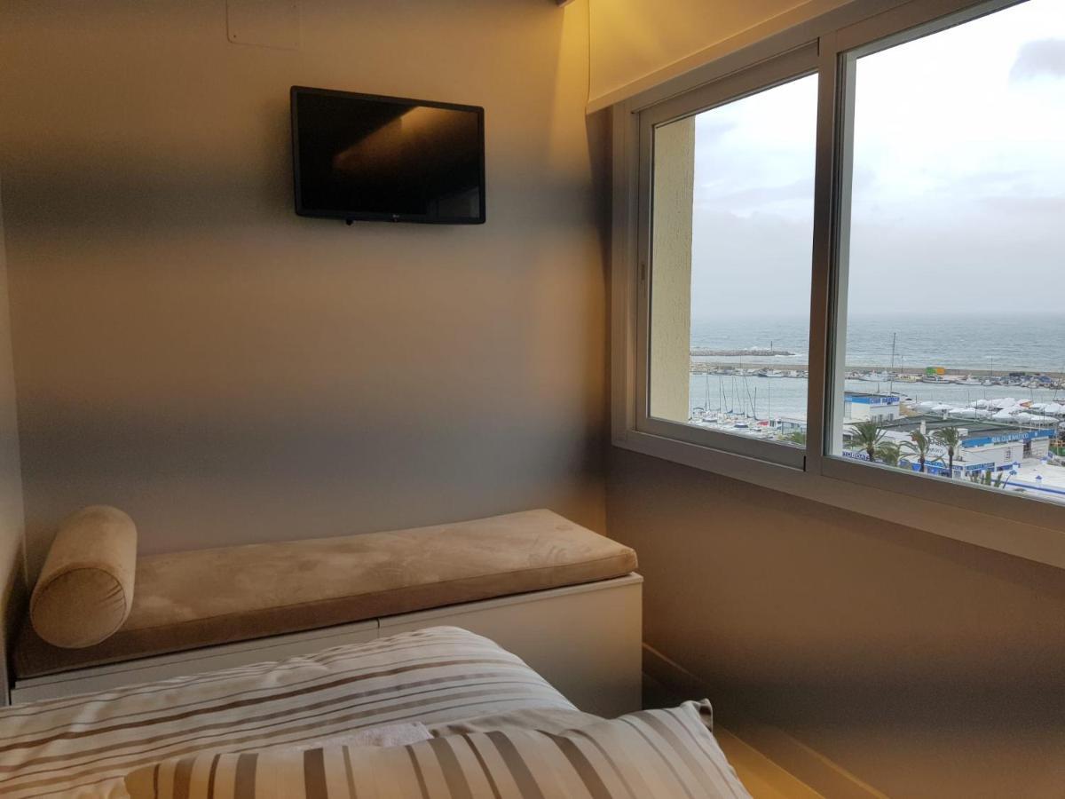 Fabulous In Front Of Sea & Marina With Incredible Views *